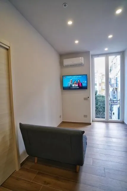 Peonia Rooms Naples Guest house